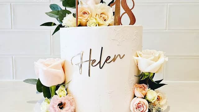 Kav Bakes Cakes - Bakers in wakefield