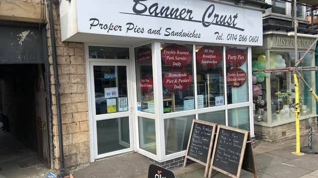 Banner Crust - Takeaway in nether edge