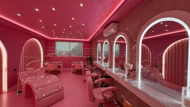 Dollicious HQ - Beauty Salons in conisbrough