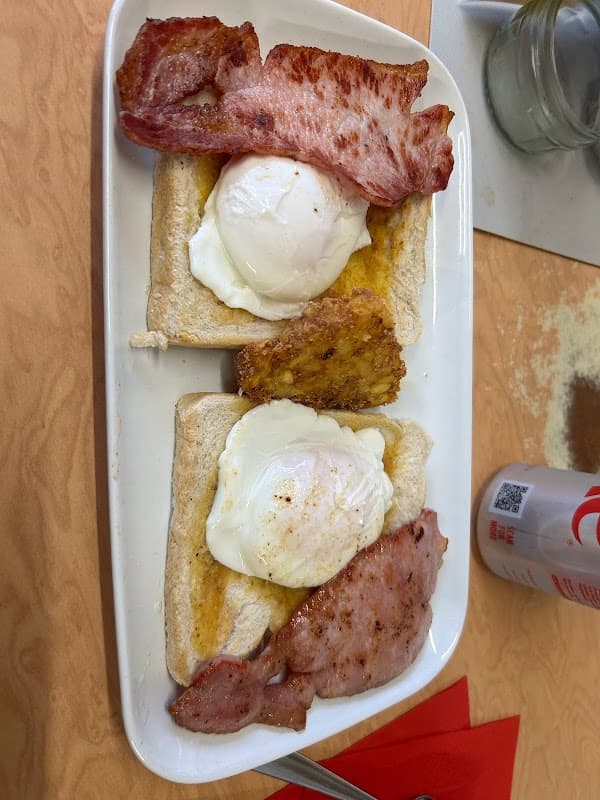 Pop Inn Cafe
