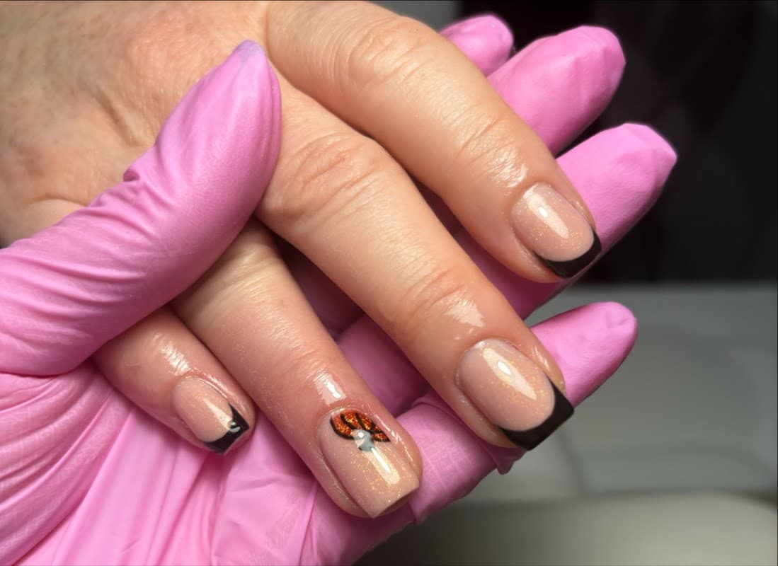 NAILS BY KIRSTY