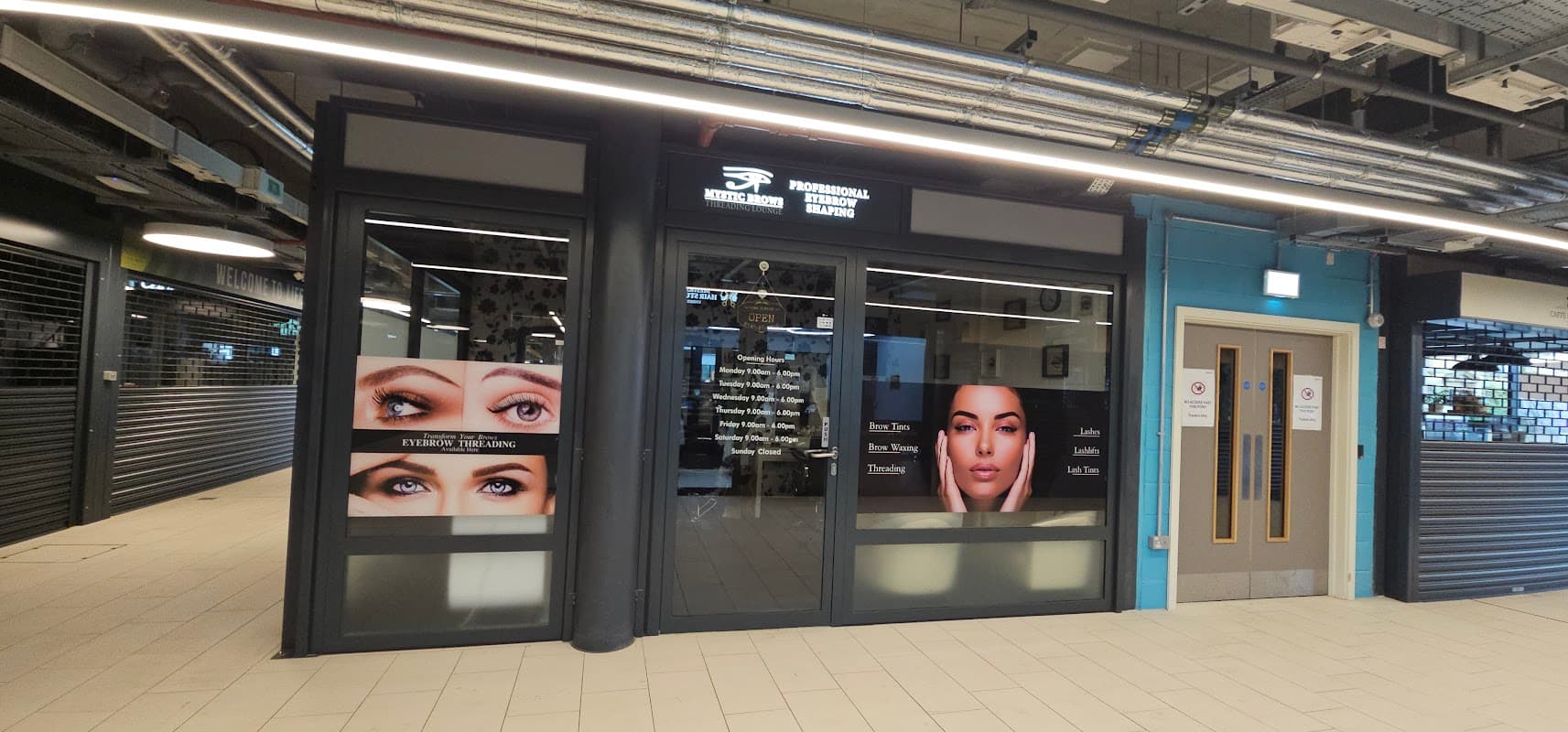 Mysticbrows threading lounge