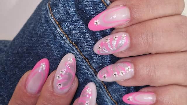 Syla Infinity Beauty - Nail Salons in killingbeck