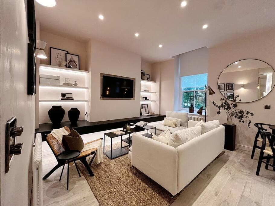 Luxury 2 Bedroom Flat in Central Todmorden