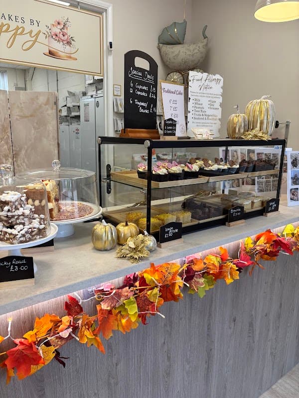 Cakes by Poppy Elcoate
