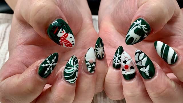 Hollywood Nails of York - Nail Salons in york