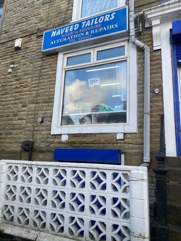 Naveed Tailors Asian Specialists