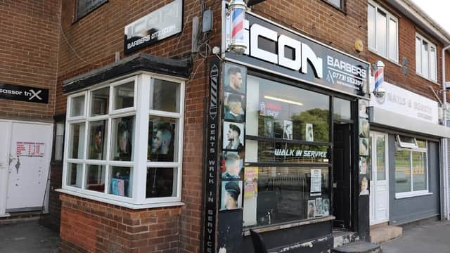 Icon - Barbers in manor