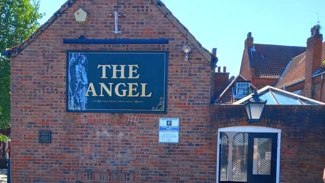 Food & drink at The Angel in beverley