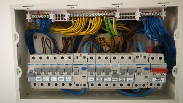 FTR electrician - Electricians in pontefract