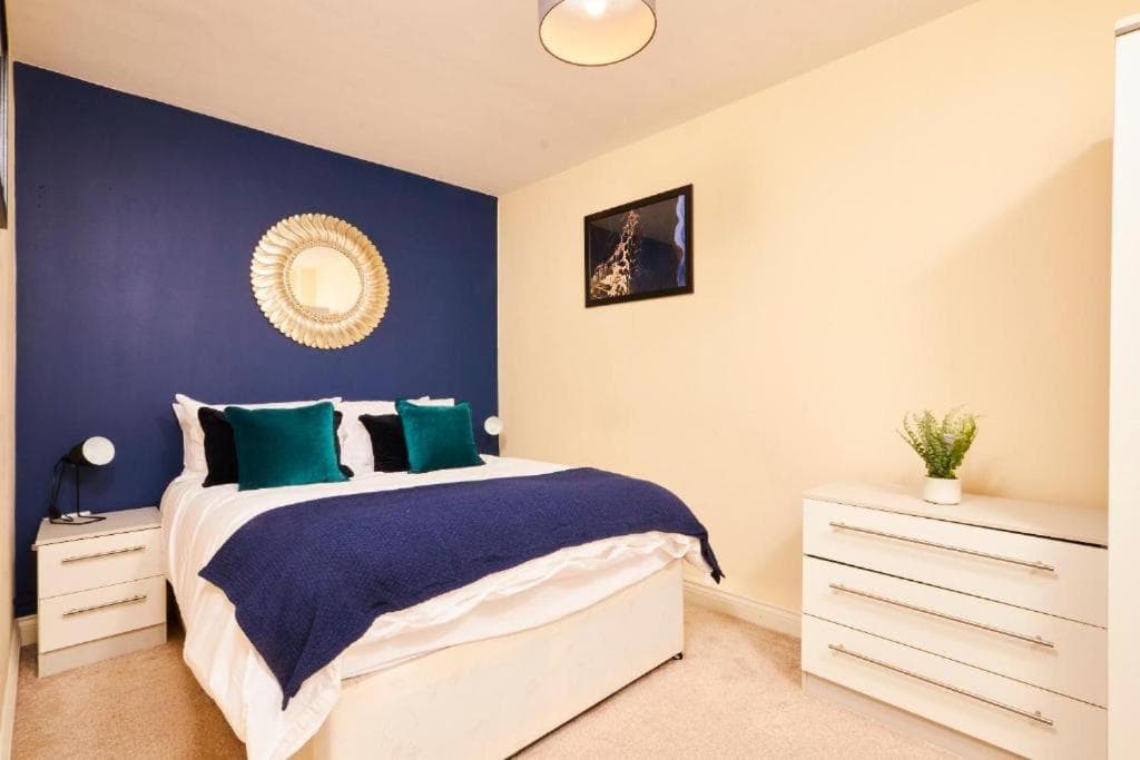 The Hidden Gem of Leeds - Parking - Sleeps 4