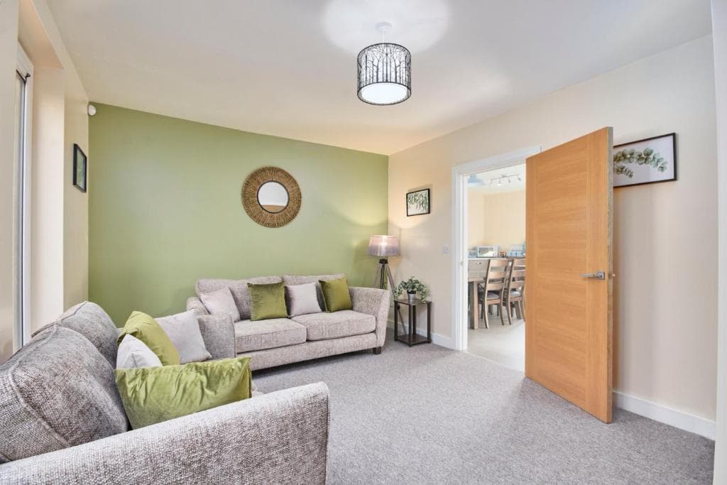 Stunning City Centre house - Parking - Garden