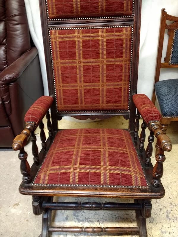 Barnsley Chair Centre