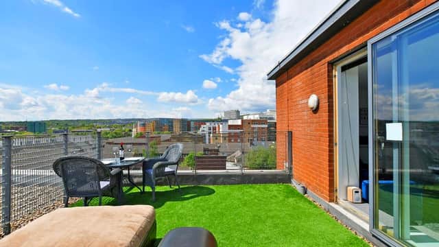 Accommodation at WhiteOak Stays Serviced Accommodation - Sheffield in heeley