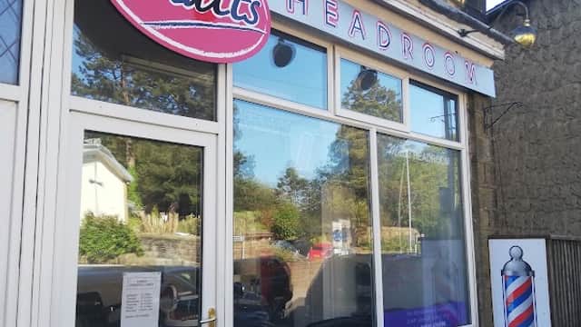 Matts Headroom - Barbers in cross roads