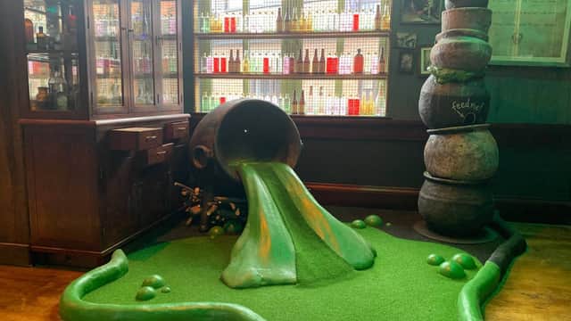 The Hole In Wand - Attraction in york