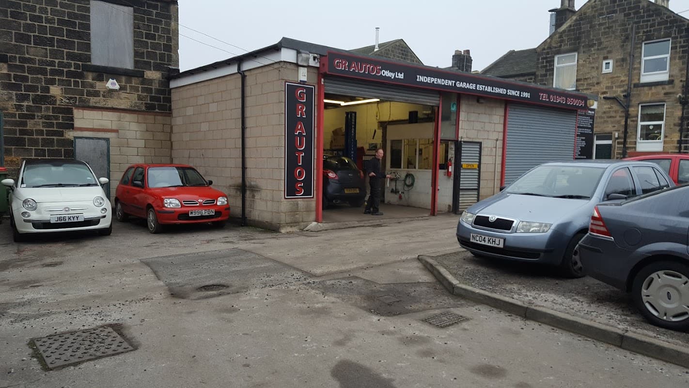 G R Autos body shop