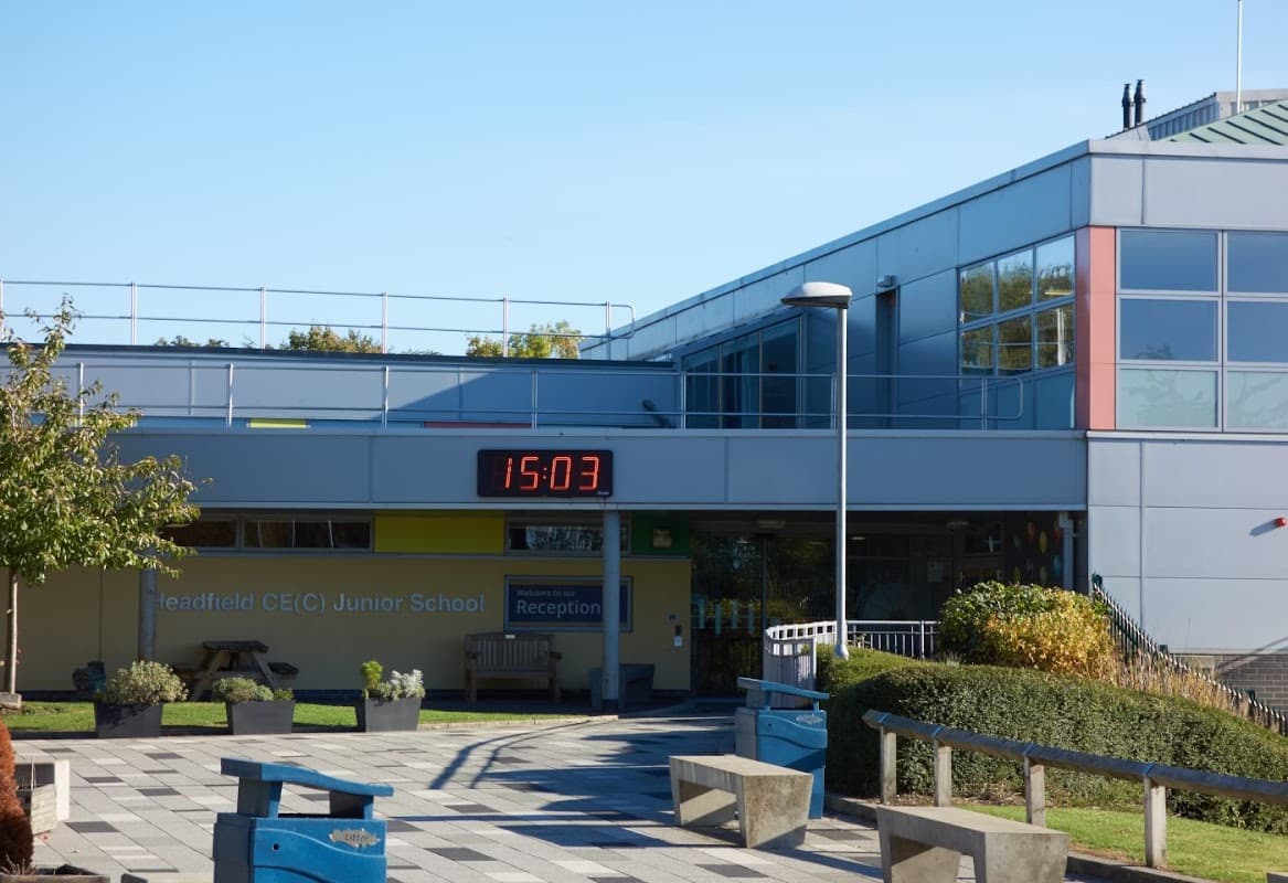Headfield C Of E Junior School