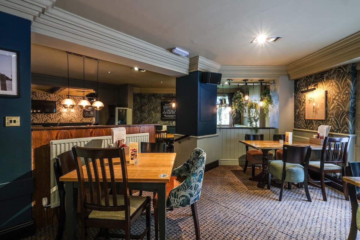The Fox And Hounds