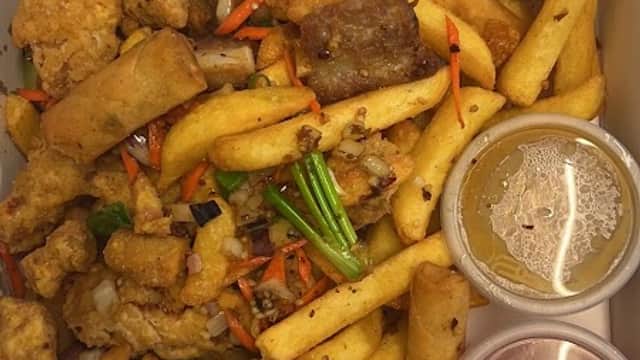 New Bonnie Chinese Restaurant - Takeaway in dewsbury