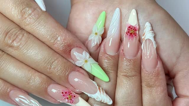 Sky Nails & Beauty Meadowhall Boutique Sheffiled - Nail Salons in carbrook