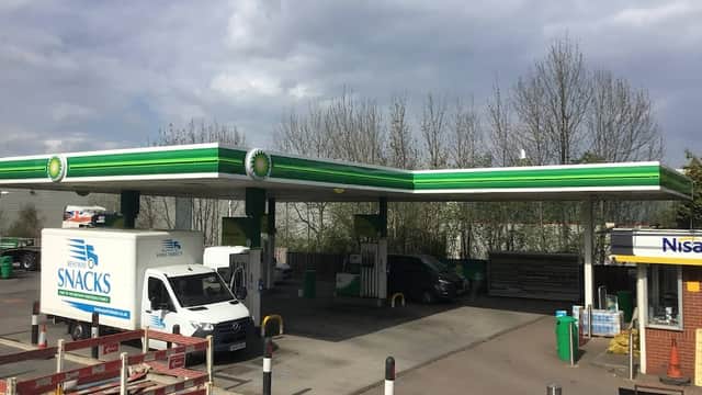 bp - Petrol Stations in hunslet