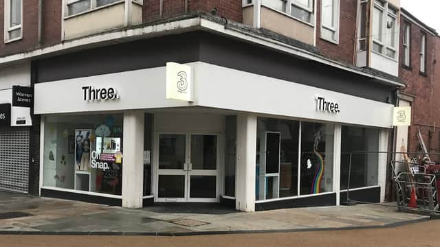 Three - Phone Shops in scarborough