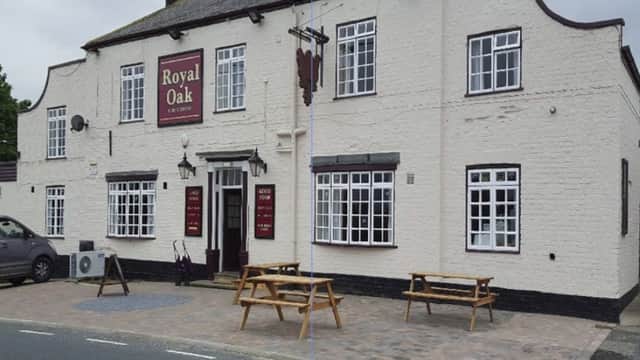 Pub The Royal Oak in the bay filey