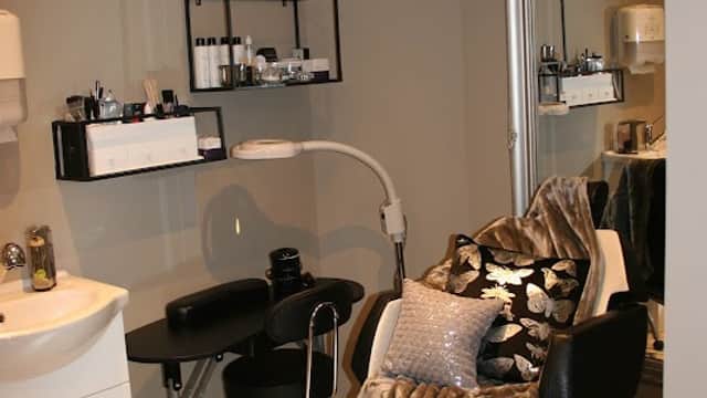 White House Beauty - Beauty Salons in skipton