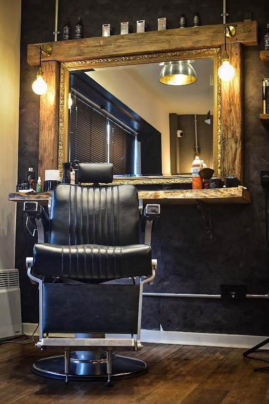 Squire For Men Barbers - Station Road