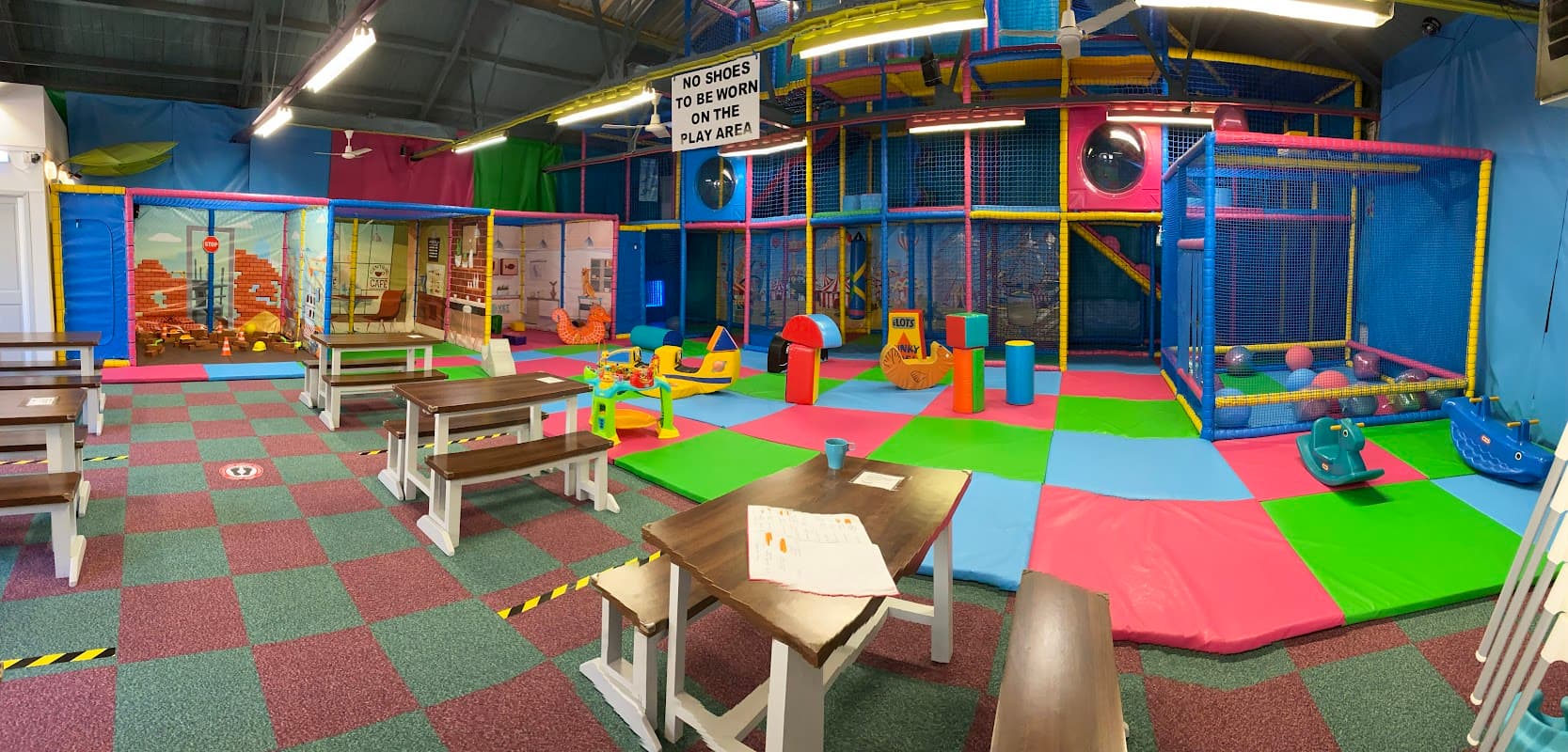 Tumbles Play Gym