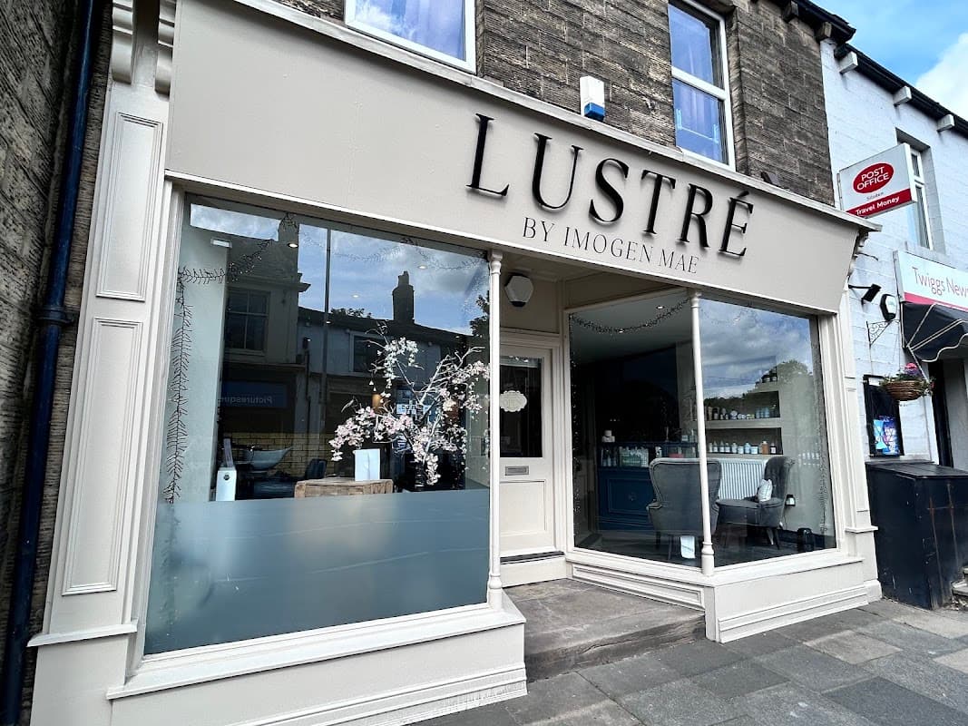 Lustré by Imogen Mae