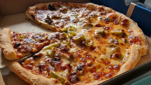 I Love Paradise Pizza Ltd - Takeaway in castleford