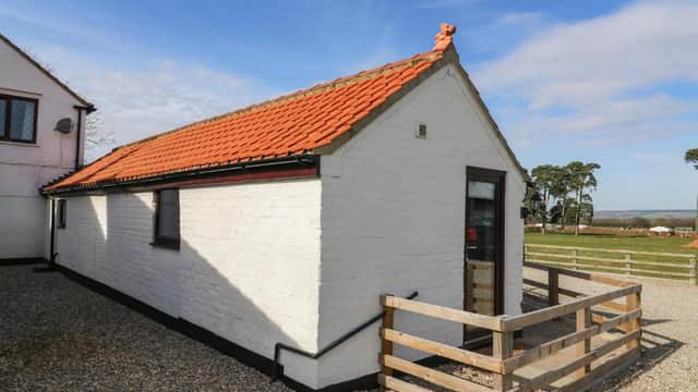 Accommodation at Cowshed Cottage in east knapton