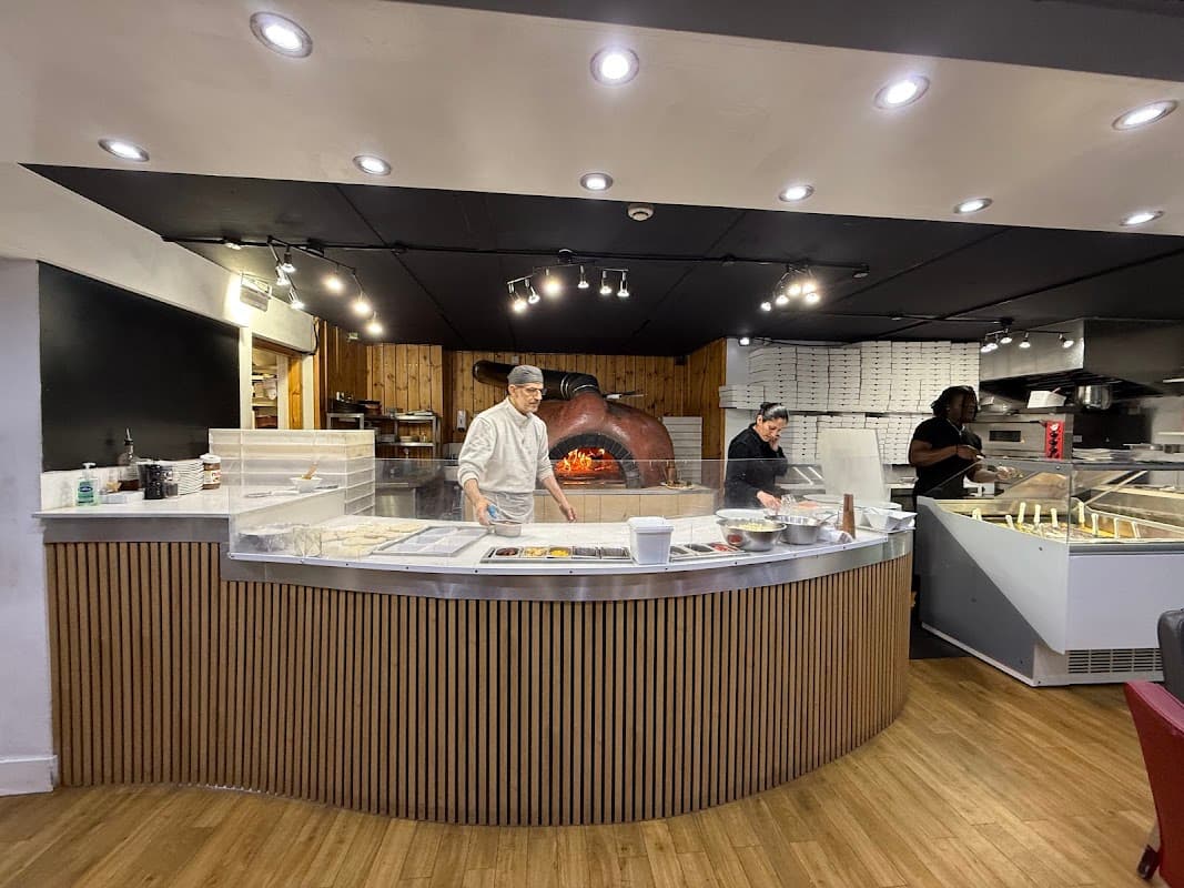 Ecco Pizzeria