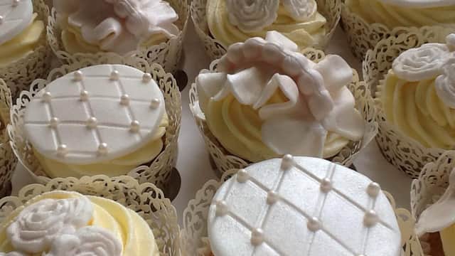 Julie Craggs Cakes - Bakers in hedon