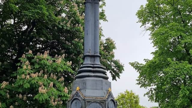 Memorial Clock - Monuments in middlesbrough