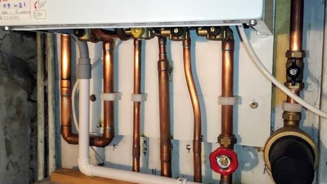 P.A.S Gas & Plumbing - Plumbers in woodhouse