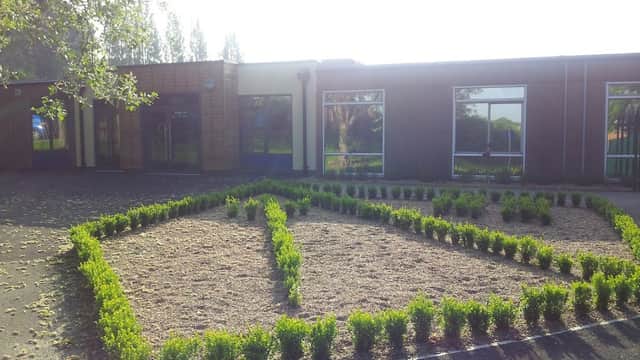 Alverthorpe St Paul's C E School - Primary Schools in wakefield