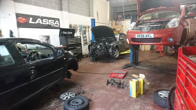 R B Vehicle Repair Centre - Garages in dewsbury