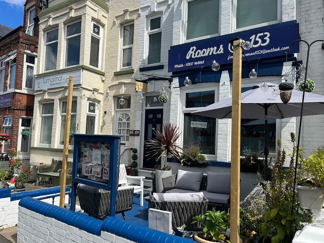 Rooms at 153
