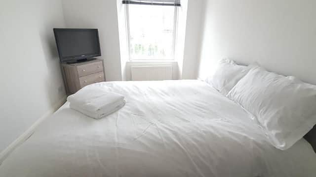 Accommodation at 24hr SELF CHECK IN APARTMENT CENTRAL BARNSLEY in barnsley