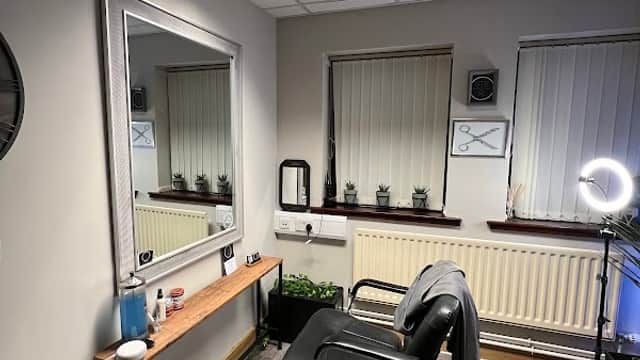 Scholesey the barber shop - Barbers in garforth