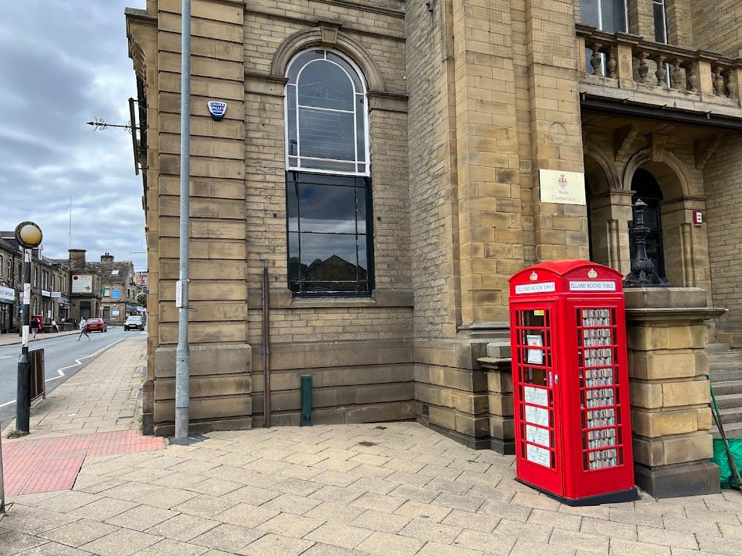 Elland Phonebox Book Swap