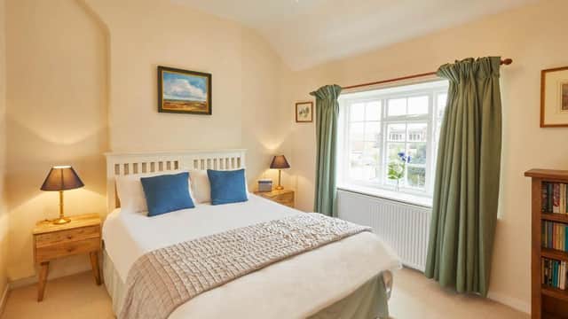 Accommodation at Host & Stay - Robin Cottage 8 Willowgate in pickering