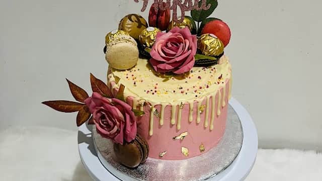Amz Bakes - Bakers in leeds