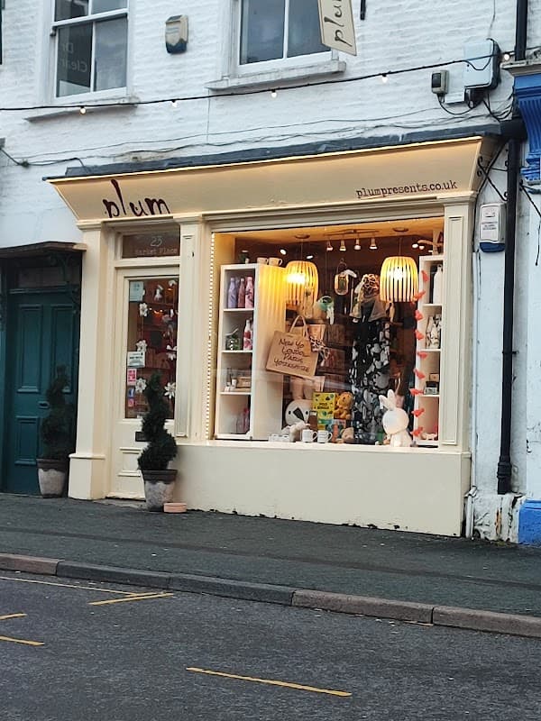 PLUM TRADING LTD