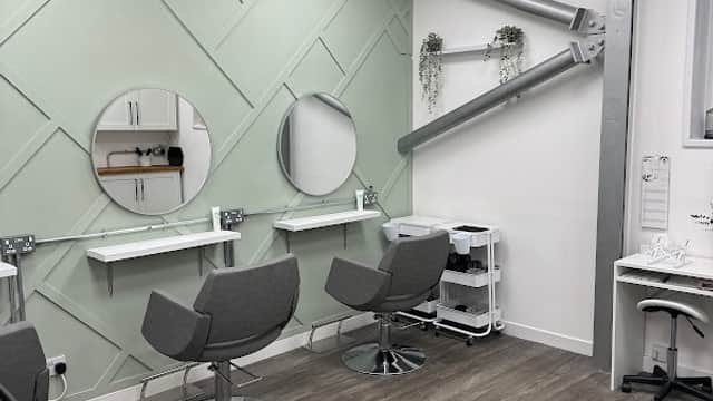 True Luxe Hairdressing - Hair Salons in thornaby