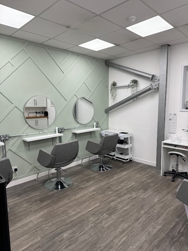 True Luxe Hairdressing