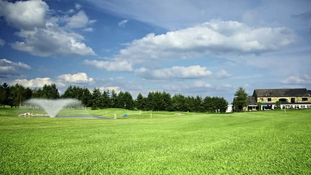 Leeds Golf Centre - Park in bardsey